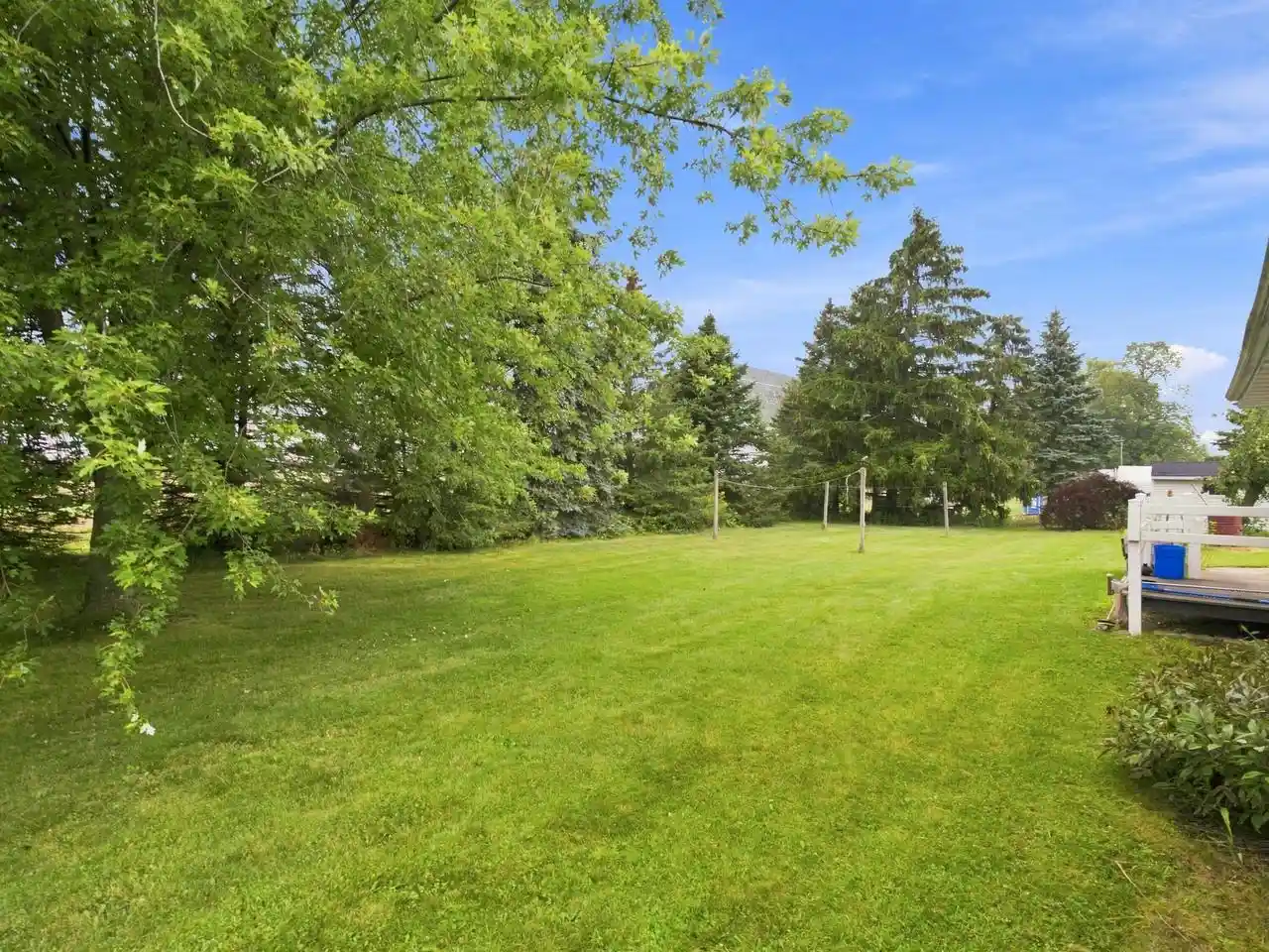 Photo 3 of Single family home for sale at 4936 S Business Dr, Sheboygan, WI 53081 | MLS# 1978364 | Listing updated on 2026-10-04
