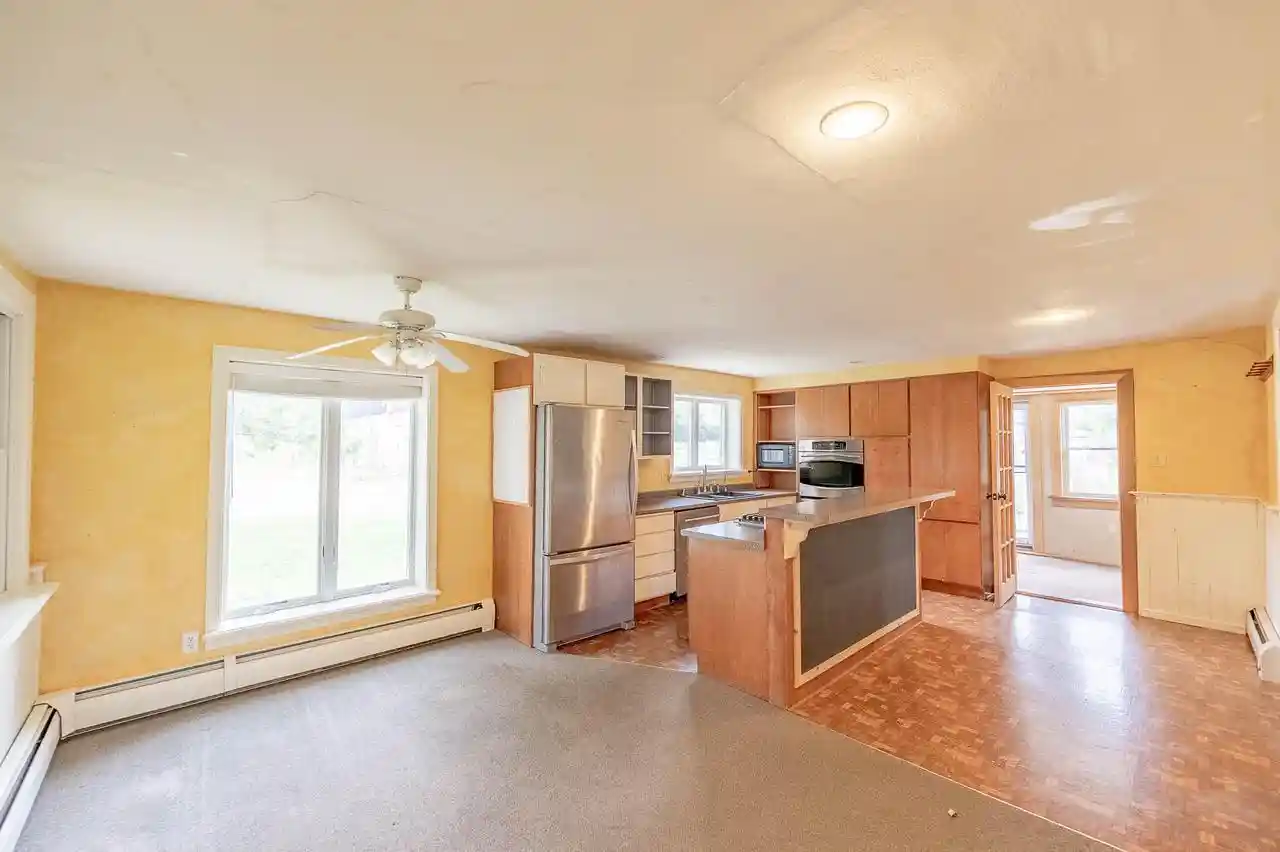 Photo 4 of Sale Pending at 4002 W Bonniwell Road Road, Mequon, WI 53097 | MLS# 1978365 | Listing updated on 2026-09-11