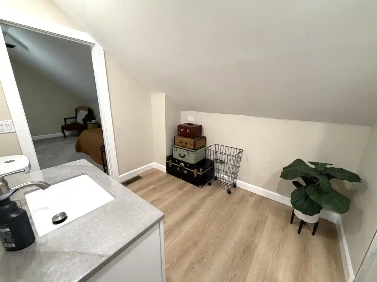 Photo 2 of Single family home for sale at 727 S 7th Street Street, La Crescent, MN 55947 | MLS# 1978374 | Listing updated on 2026-08-31