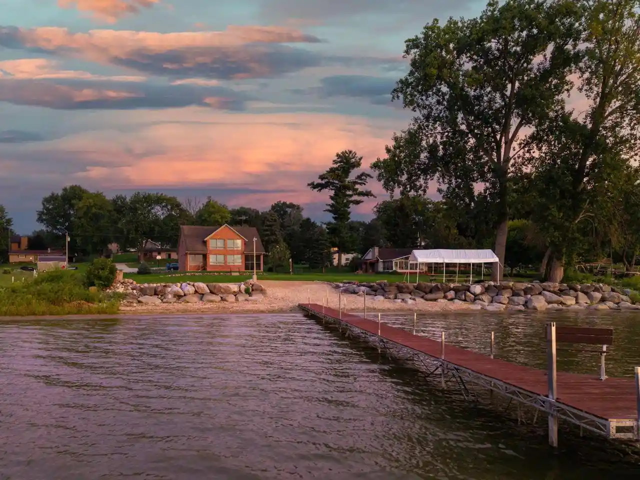 Photo 1 of Single family home for sale at N1574 Joyce Road Road, Fort Atkinson, WI 53538 | MLS# 1978385 | Listing updated on 2026-08-31