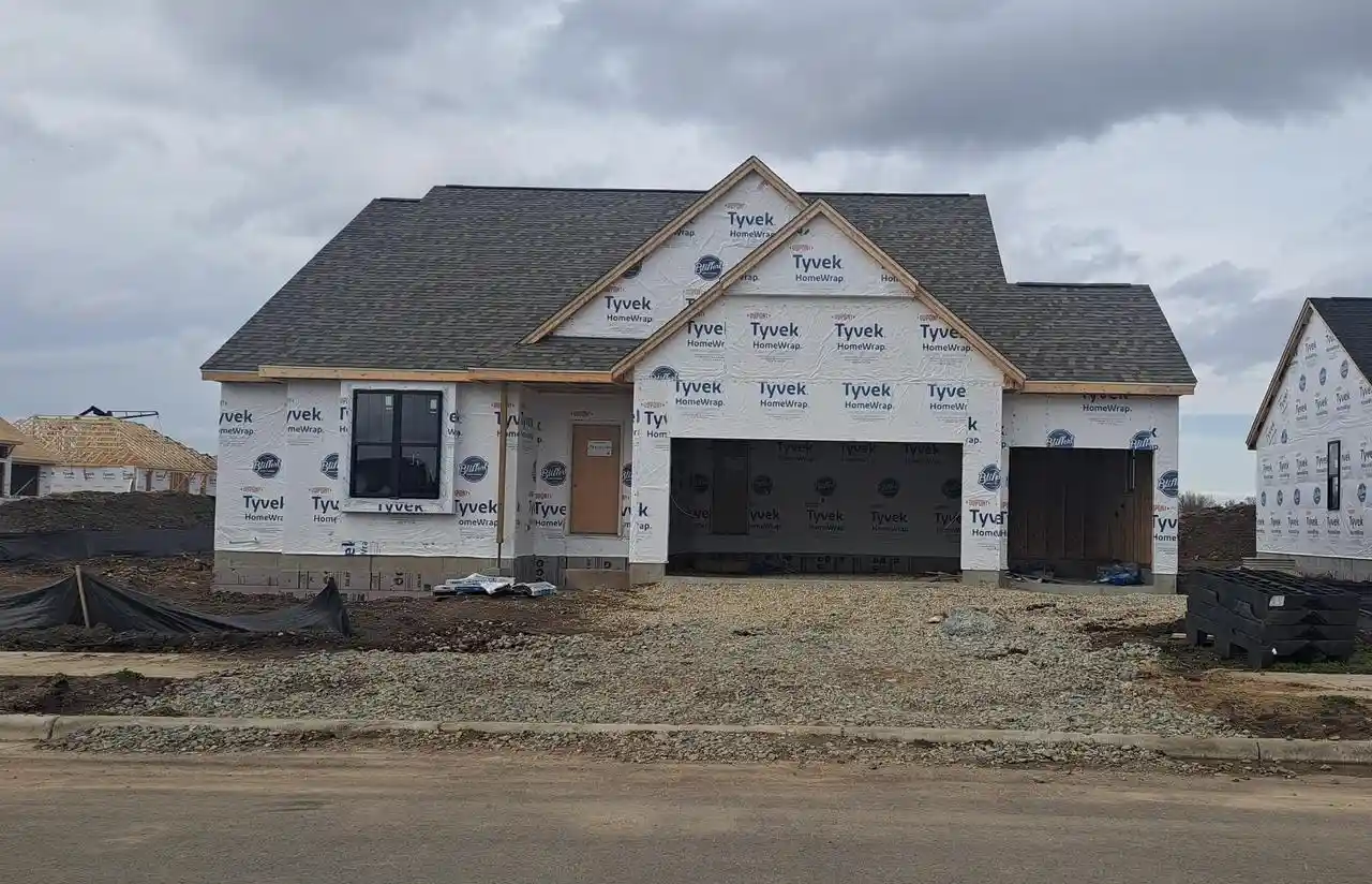 Photo 2 of Single family home for sale at 1252 Wild Rye Lane Lane, Oconomowoc, WI 53066 | MLS# 1978399 | Listing updated on 2026-08-29