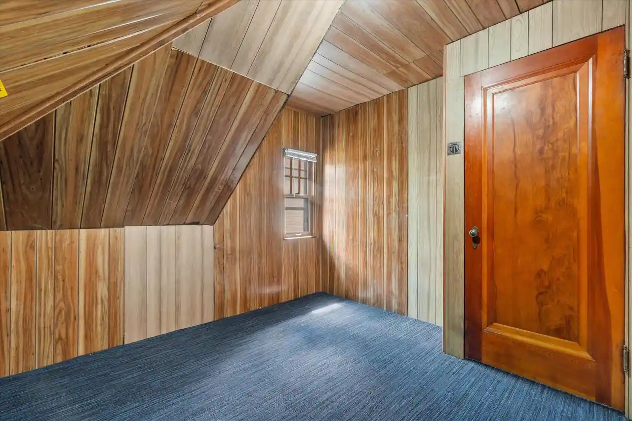 Listing Photo 4 - Condo for sale in building located at 2031 W Pierce St St, Milwaukee, WI 53204 - Unit #2037