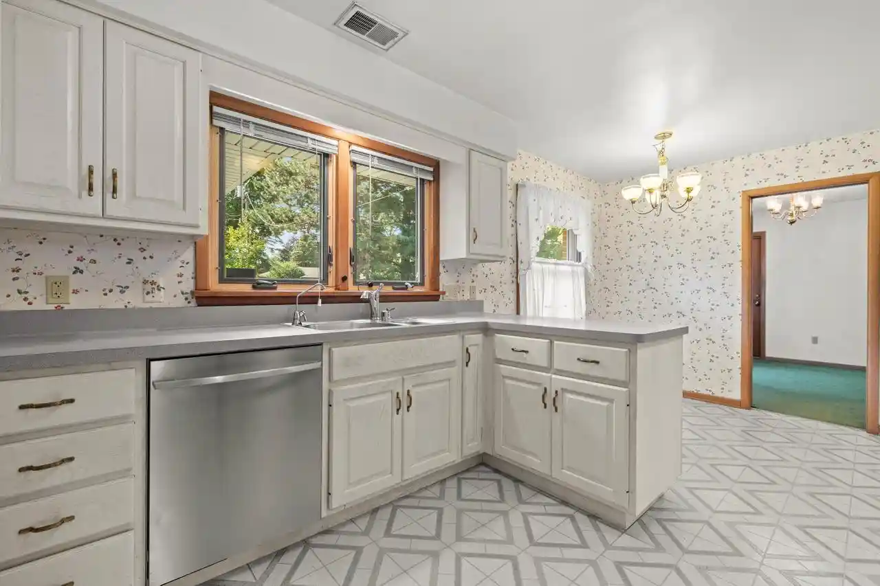 Photo 3 of Single family home for sale at 3628 Country Lane Lane, Mount Pleasant, WI 53405 | MLS# 1978421 | Listing updated on 2026-09-16