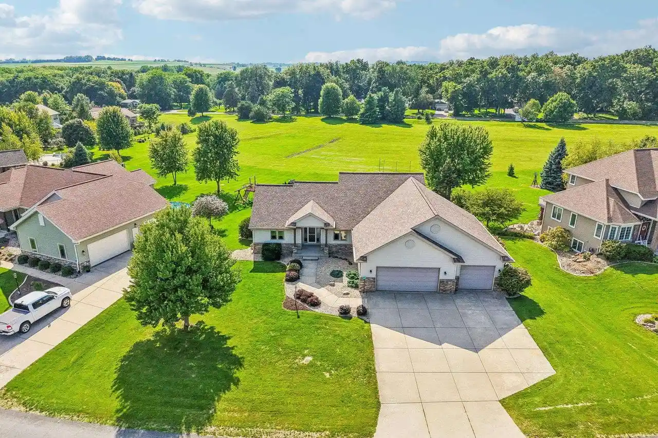 Photo 1 of Single family home for sale at 6487 Harvest Moon Ct, Waunakee, WI 53597 | MLS# 2031615 | Listing updated on 2026-09-19