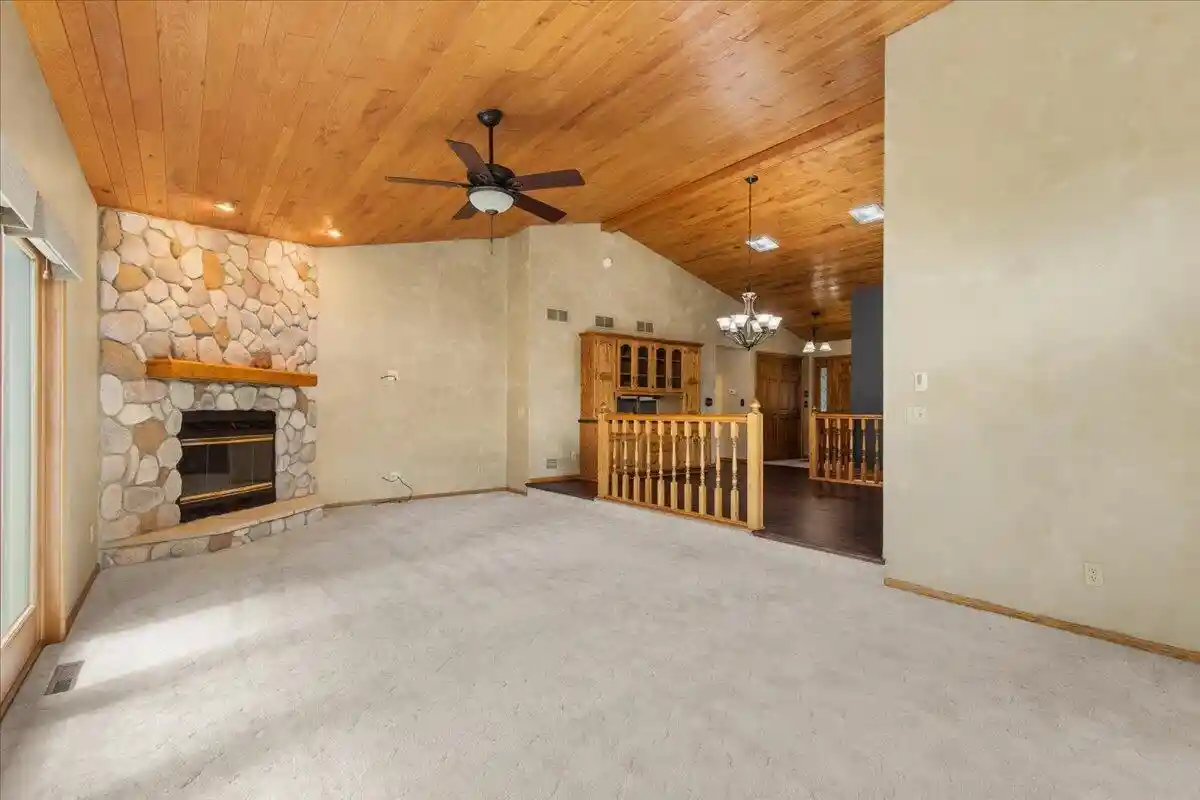 Photo 3 of Condo for sale at 1222 Hidden Fields Dr Dr, West Bend, WI 53095 | MLS# 1978433 | Listing updated on 2026-09-29