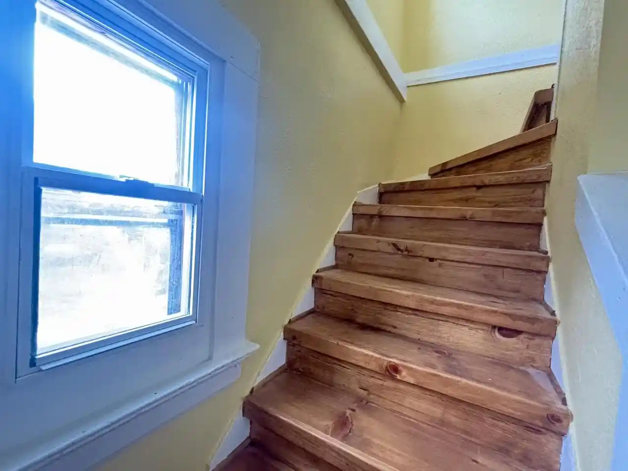 Photo 4 of Single family home for sale at 1727 W Arrow Street Street, Milwaukee, WI 53204 | MLS# 1978454 | Listing updated on 2026-08-31