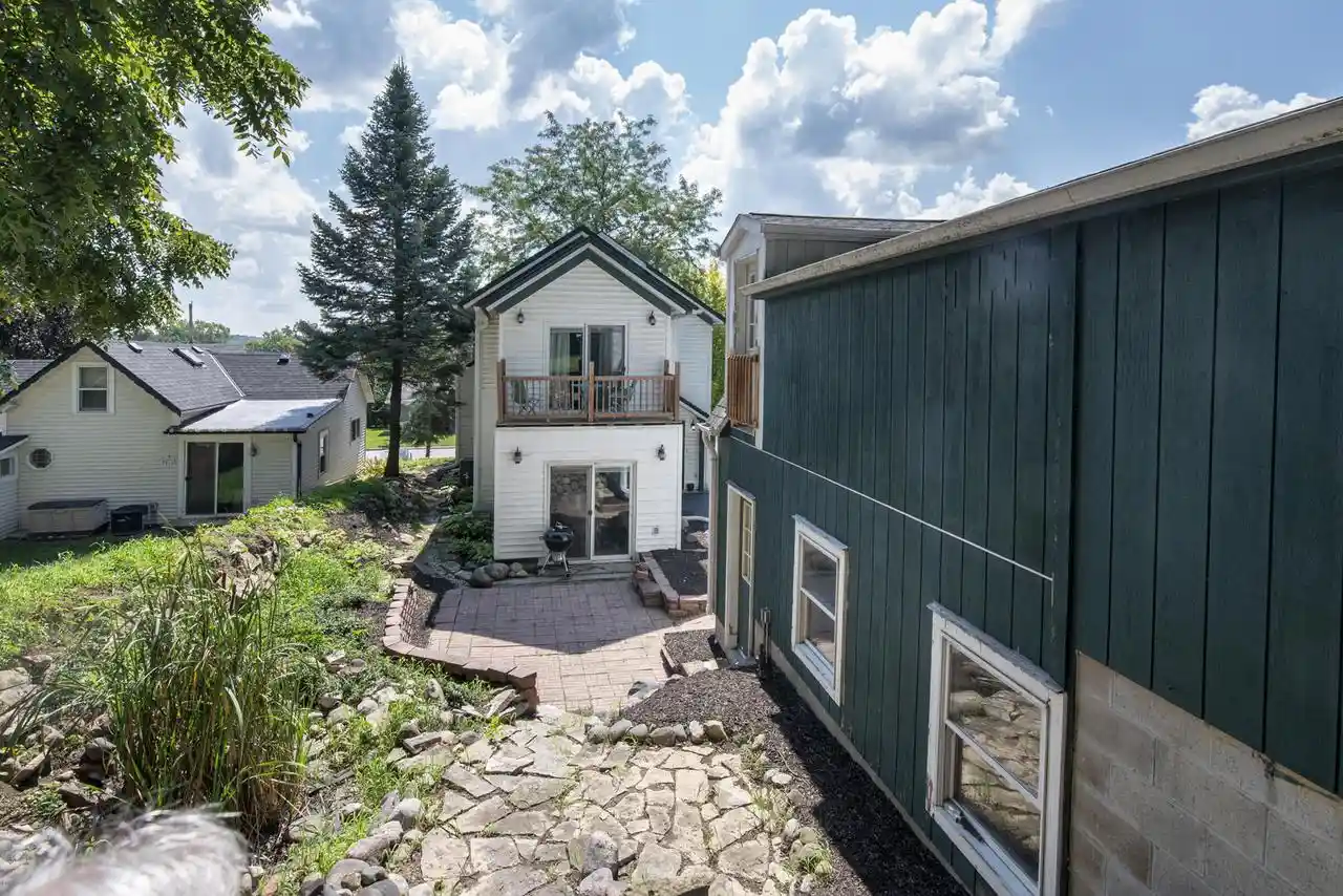 Photo 2 of Single family home for sale at 226 W Capitol Dr Dr, Hartland, WI 53029 | MLS# 1978456 | Listing updated on 2026-09-18