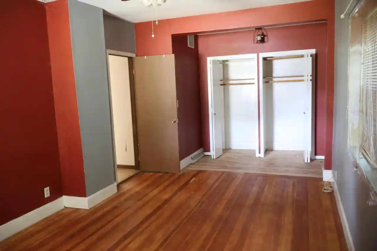 Photo 3 of Single family home for sale at 100 N 2Nd Street Street, Alma, WI 54610 | MLS# 1978462 | Listing updated on 2026-08-31