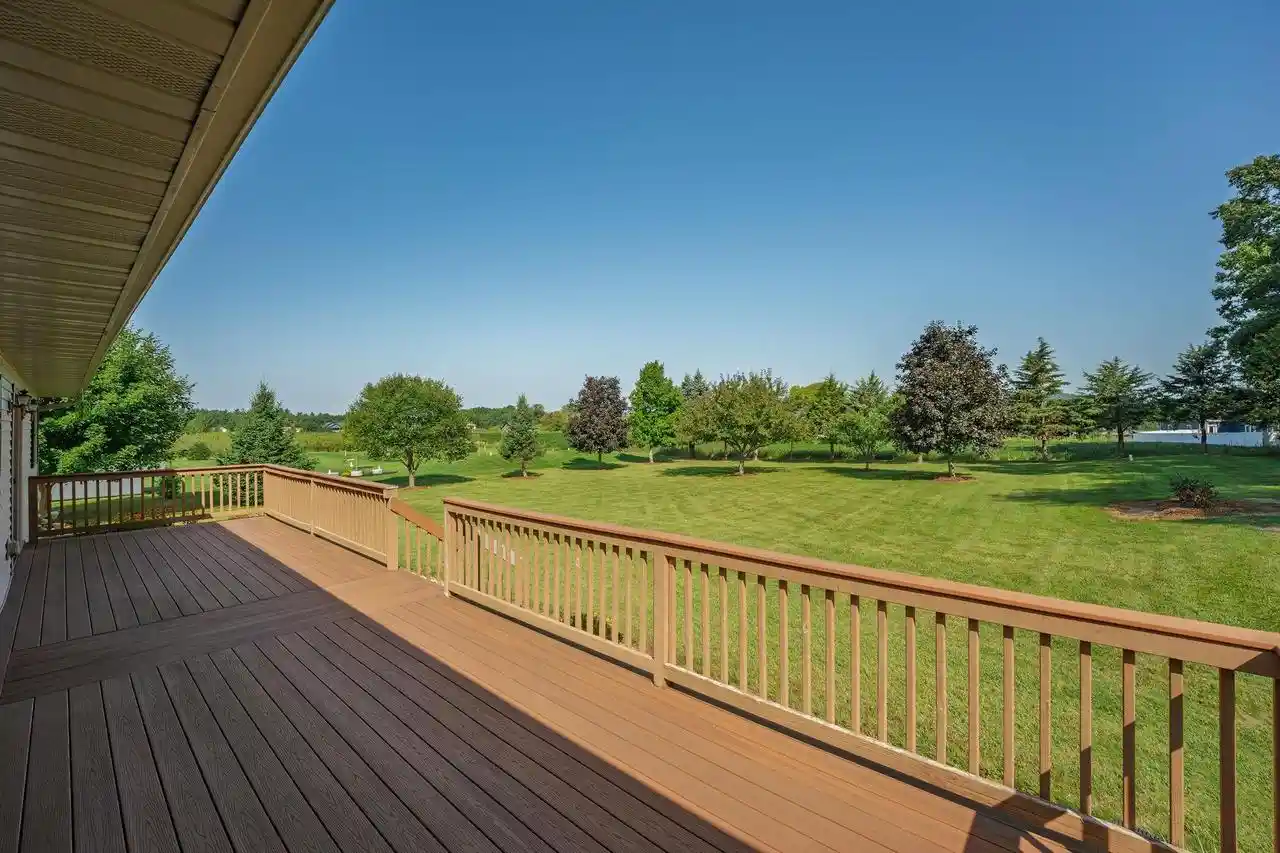 Photo 4 of Single family home for sale at 8096 E Quail Meadow Ln, Reedsburg, WI 53959 | MLS# 2031637 | Listing updated on 2026-09-05