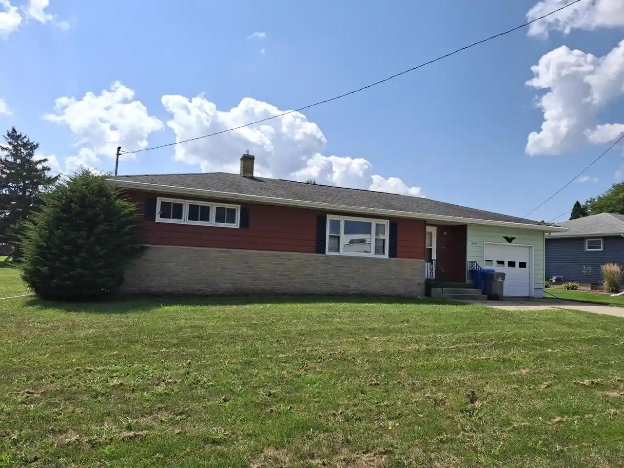 Photo 1 of Single family home for sale at 863 West St, Watertown, WI 53094 | MLS# 1978475 | Listing updated on 2026-10-01