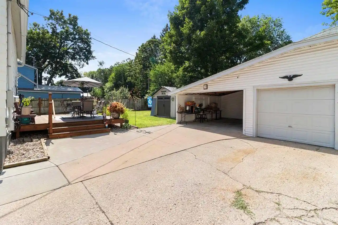 Photo 4 of Single family home for sale at 313 S Washington St, Shawano, WI 54166 | MLS# 50331891 | Listing updated on 2026-09-20