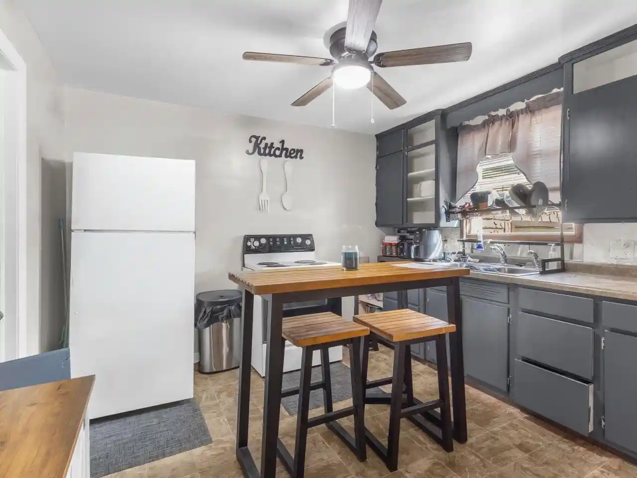 Photo 2 of Single family home for sale at 1417 30th Avenue, Menominee, MI 49858 | MLS# 50331892 | Listing updated on 2026-08-31