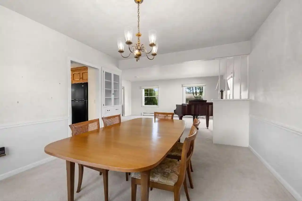 Photo 56 of Single family home for sale at 180 Rosemont Dr, Green Bay, WI 54301 | MLS# 50331901 | Listing updated on 2026-10-01