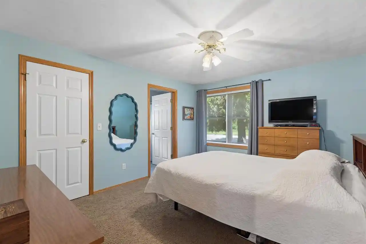 Photo 4 of Single family home for sale at W7013 Plank Rd, Appleton, WI 54915 | MLS# 50331902 | Listing updated on 2026-09-10