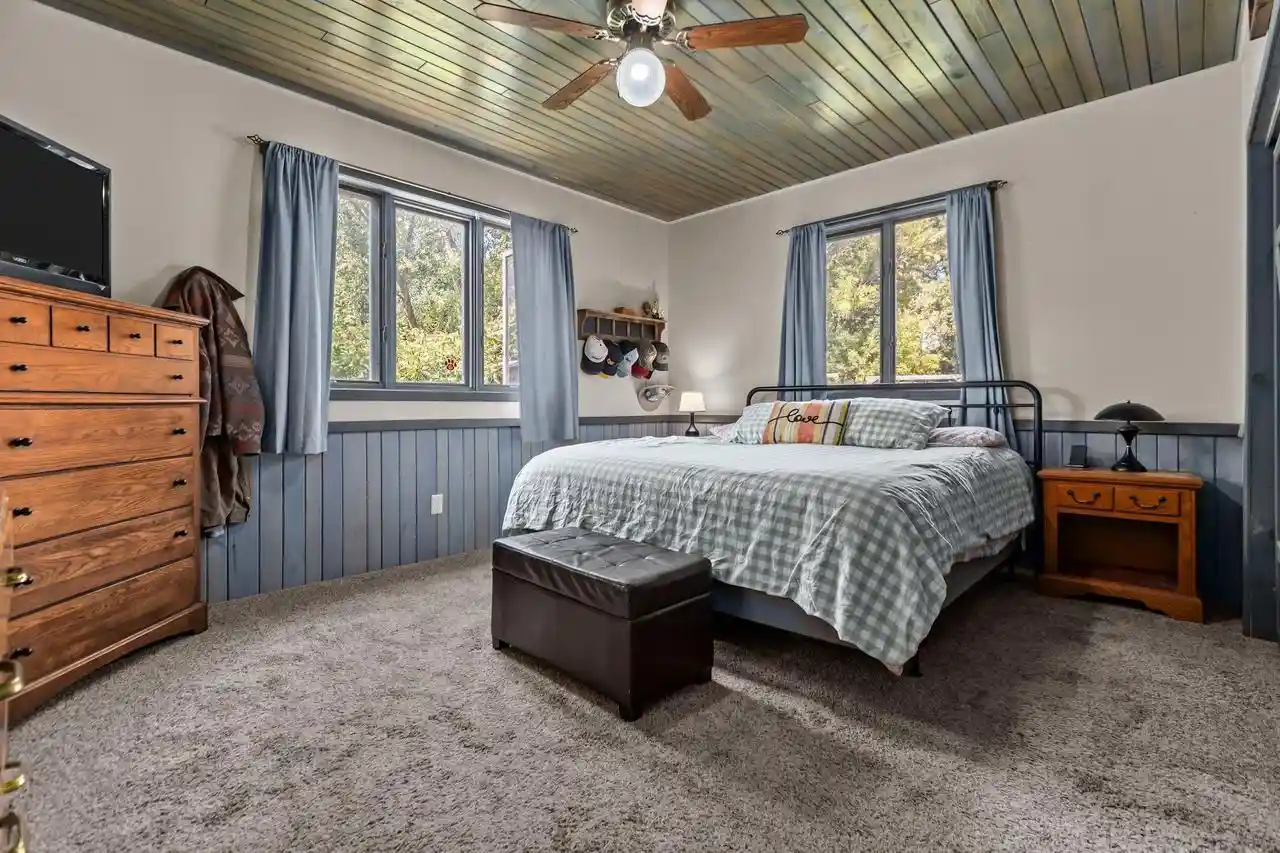 Photo 2 of Single family home for sale at 5389 Patzer Ln, Gillett, WI 54124 | MLS# 50331909 | Listing updated on 2026-09-03