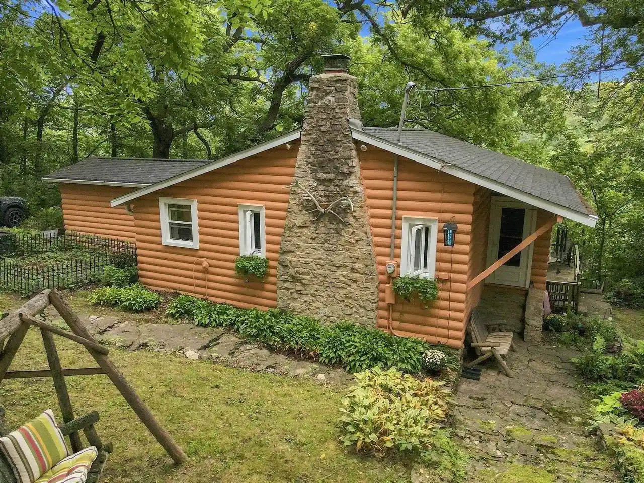 Photo 1 of Single family home for sale at 9650 N Brown Rd, Edgerton, WI 53534 | MLS# 2031657 | Listing updated on 2026-09-02