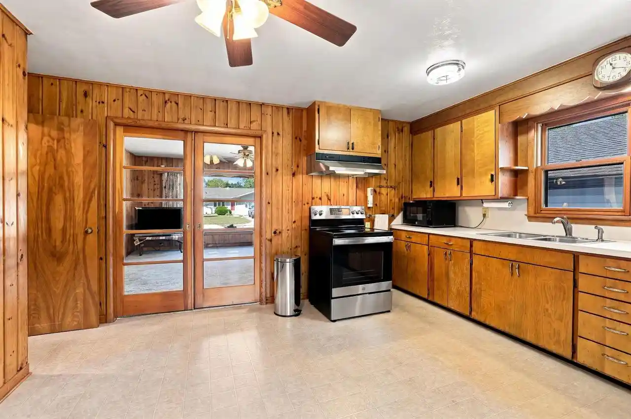 Photo 4 of Single family home for sale at 330 19th Street N, Wisconsin Rapids, WI 54494 | MLS# 22604273 | Listing updated on 2026-09-04