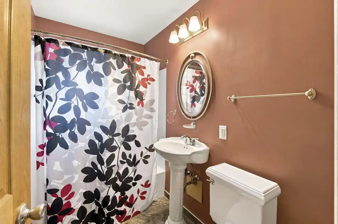 Photo 3 of Single family home for sale at 4858 N Iroquois Ave, Glendale, WI 53217 | MLS# 1978492 | Listing updated on 2026-09-18