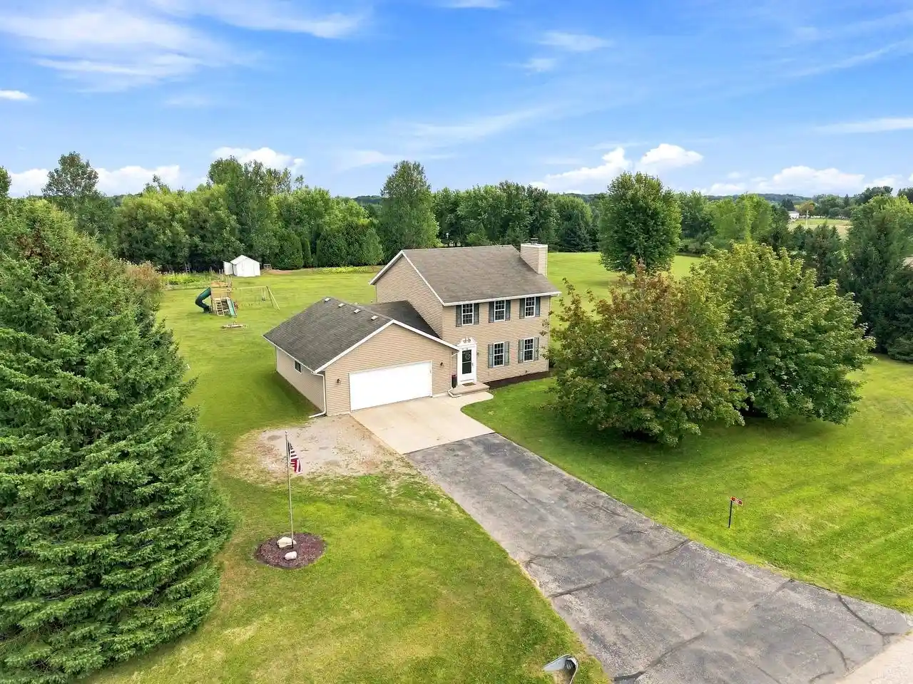 Photo 1 of Single family home for sale at 542 Highland Meadow Trl, Pulaski, WI 54162 | MLS# 50331900 | Listing updated on 2026-09-10