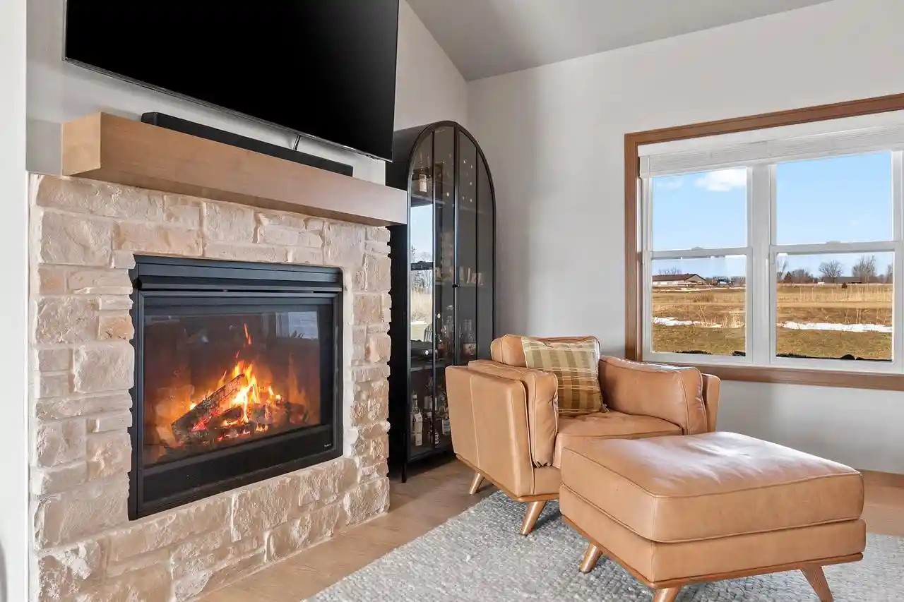 Photo 3 of Single family home for sale at 532 Royal St Pats Dr, Wrightstown, WI 54180 | MLS# 50331912 | Listing updated on 2026-08-31