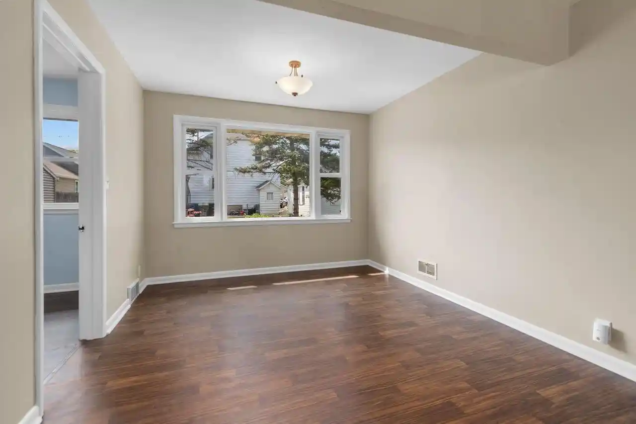 Photo 3 of Single family home for sale at 907 W 8th Avenue, Oshkosh, WI 54902 | MLS# 50331919 | Listing updated on 2026-09-02