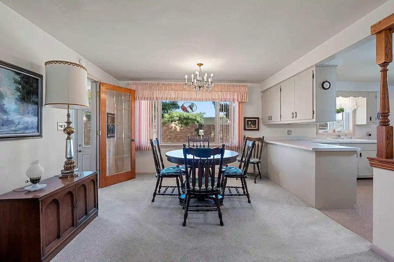 Photo 4 of Single family home for sale at 161 Parkside Ct, Green Bay, WI 54313 | MLS# 50331894 | Listing updated on 2026-09-22