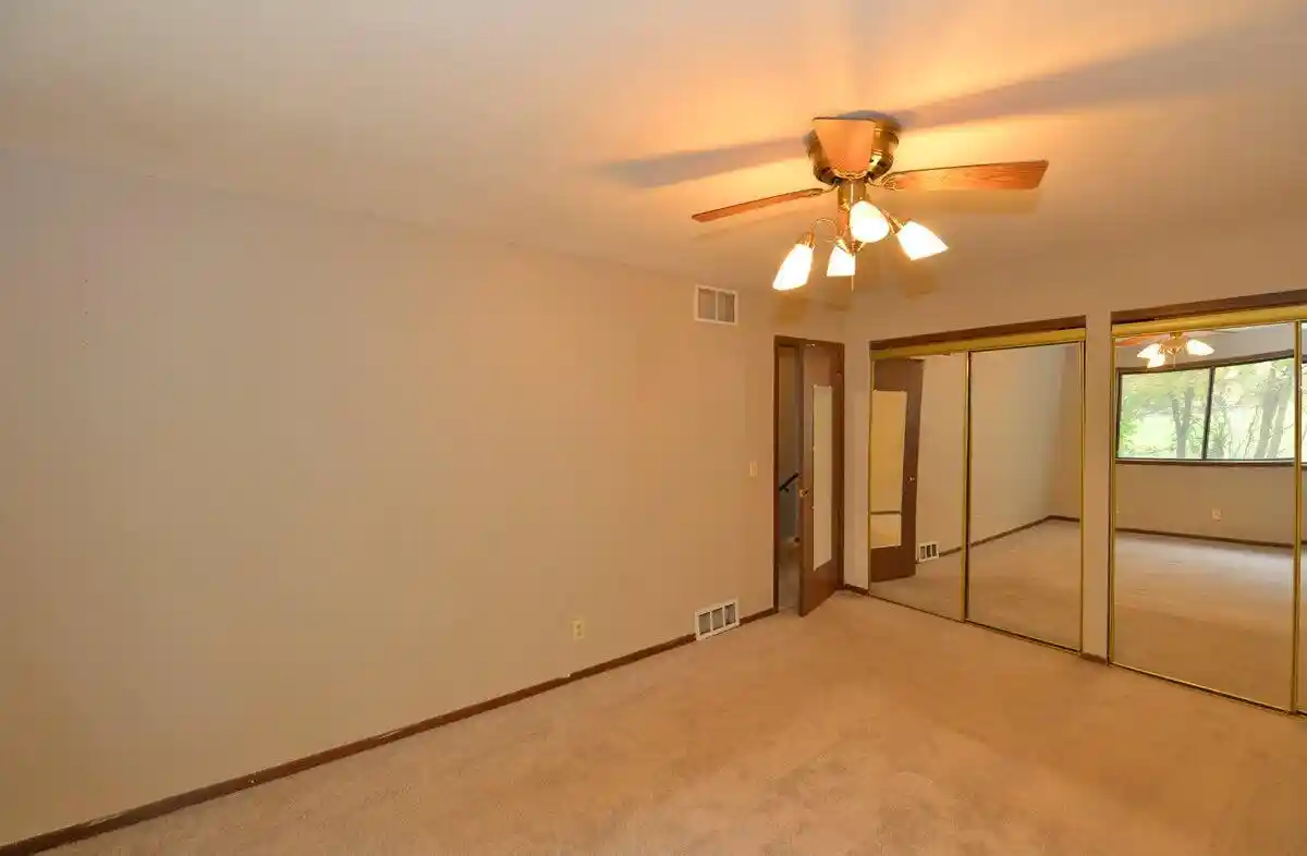 Photo 4 of Condo for sale at 5616 Cambridge Ln #5, Mount Pleasant, WI 53406 | MLS# 1978501 | Listing updated on 2026-09-14