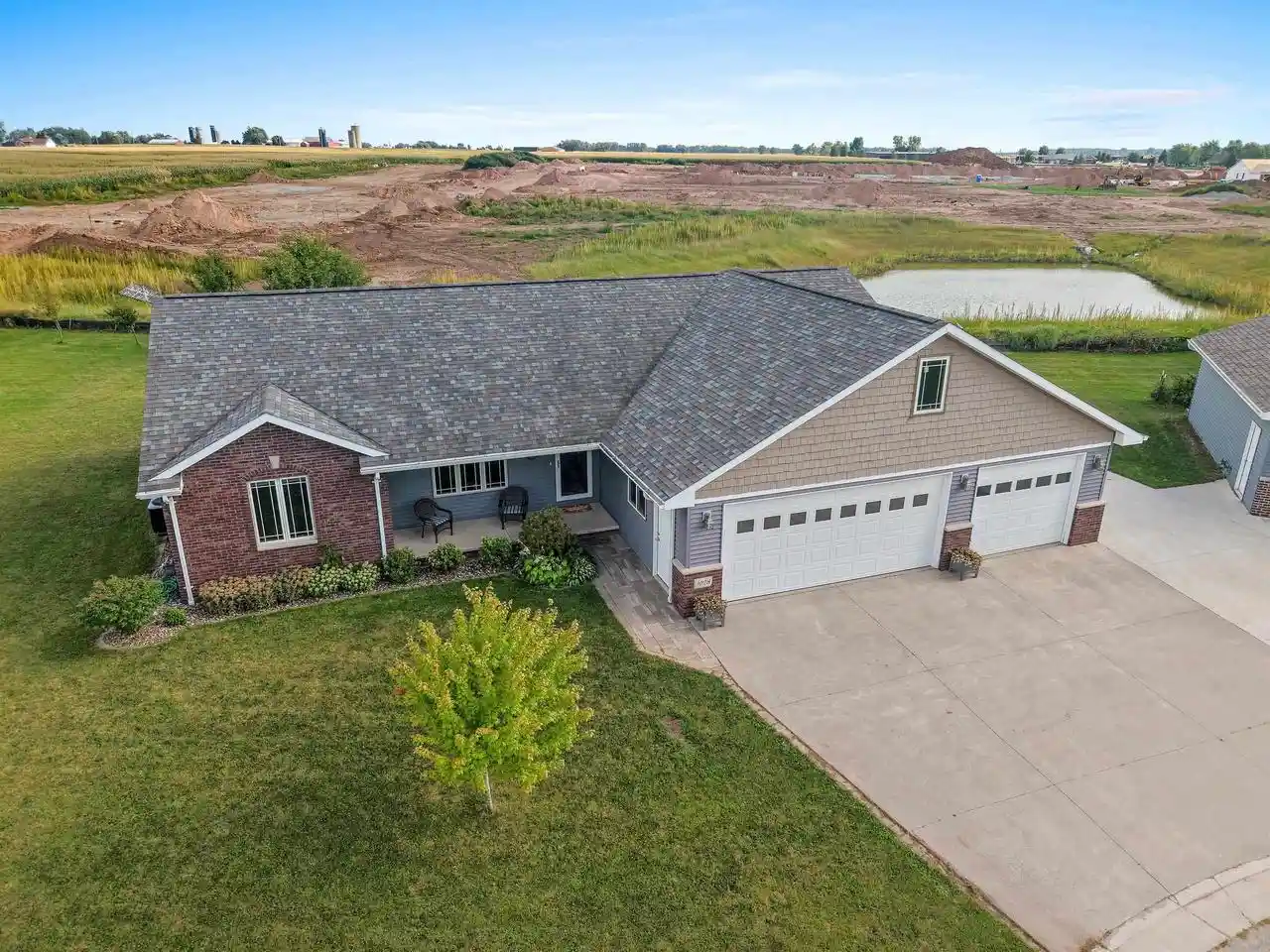 Photo 1 of Single family home for sale at 1028 Maple Vista Ct, Seymour, WI 54165 | MLS# 50331926 | Listing updated on 2026-10-05