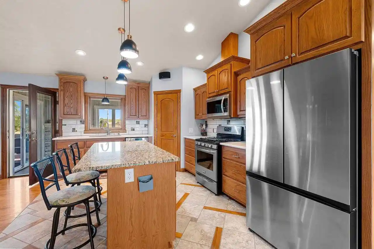 Photo 2 of Single family home for sale at 1028 Maple Vista Ct, Seymour, WI 54165 | MLS# 50331926 | Listing updated on 2026-10-05