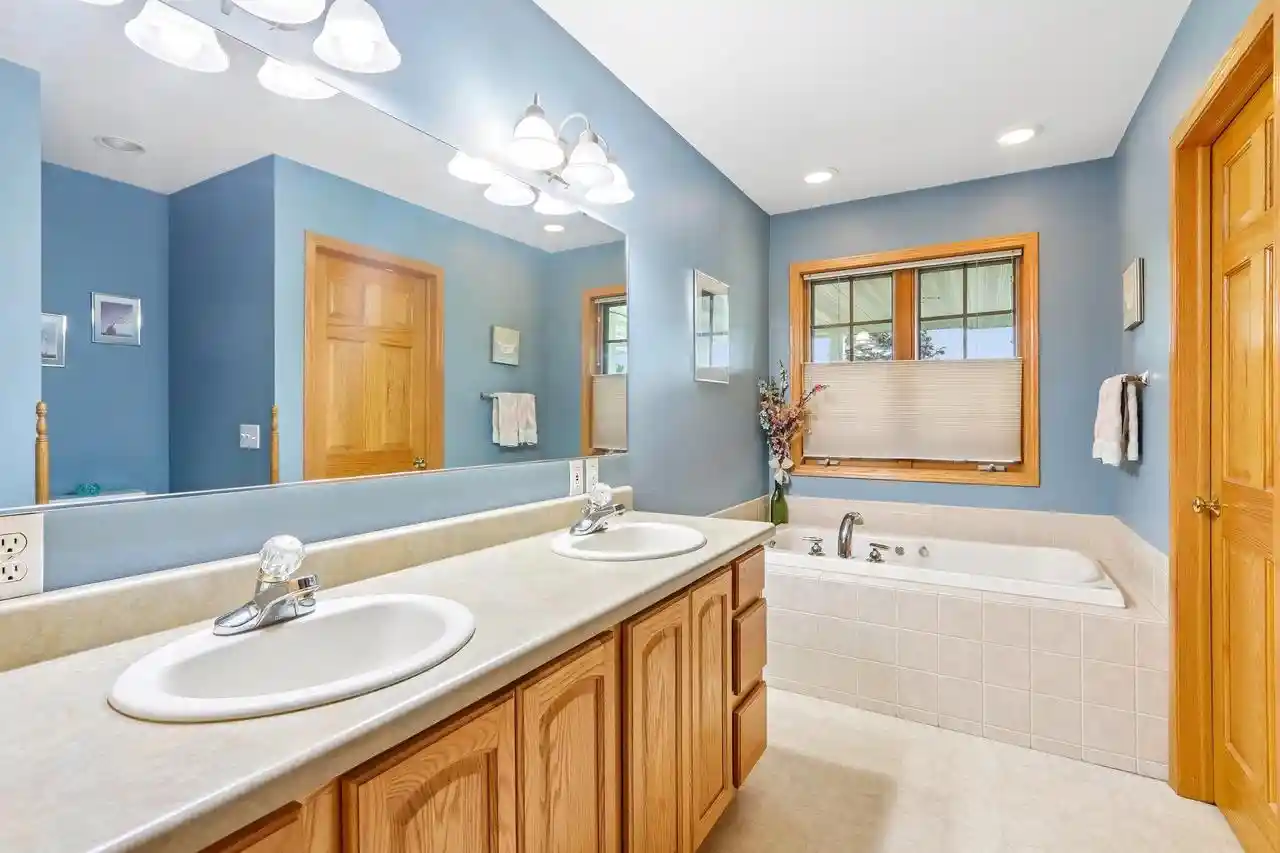 Photo 4 of Single family home for sale at 2016 Tumbleweed Dr, Prairie Du Sac, WI 53578 | MLS# 2031664 | Listing updated on 2026-09-14