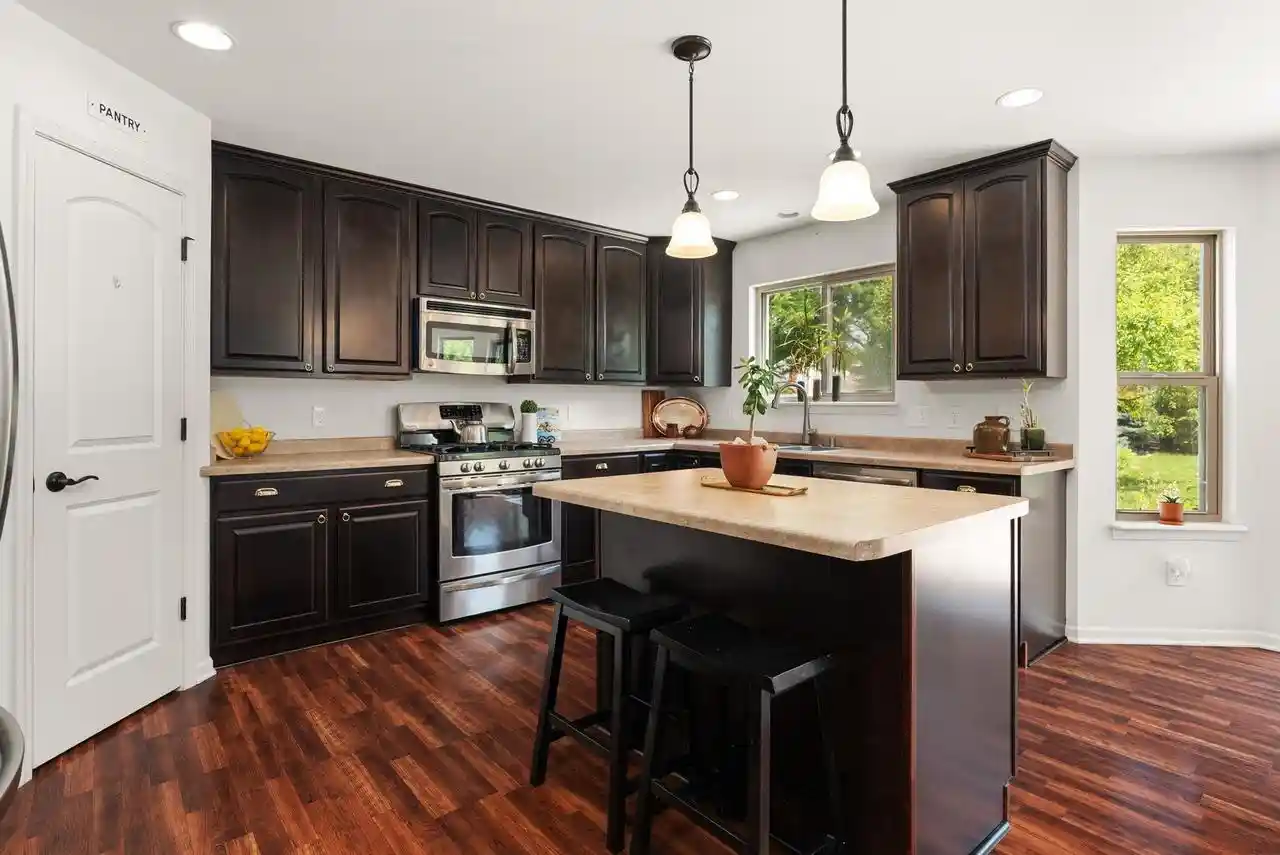 Photo 4 of Sale Pending at 185 Moorland Pl, Sun Prairie, WI 53590 | MLS# 2031666 | Listing updated on 2026-09-07