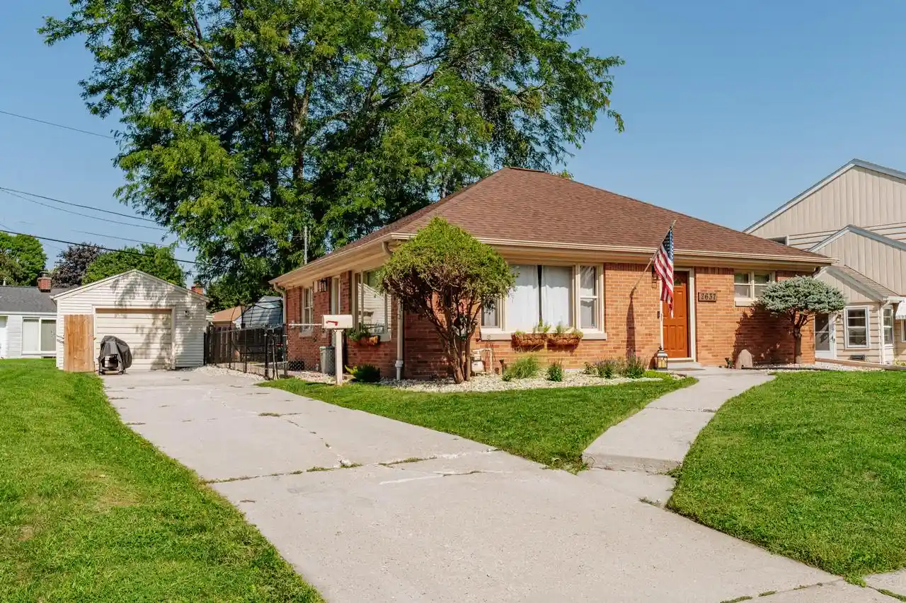Photo 1 of Single family home for sale at 2637 S 86th Street, Milwaukee, WI 53227 | MLS# 1978510 | Listing updated on 2026-09-02