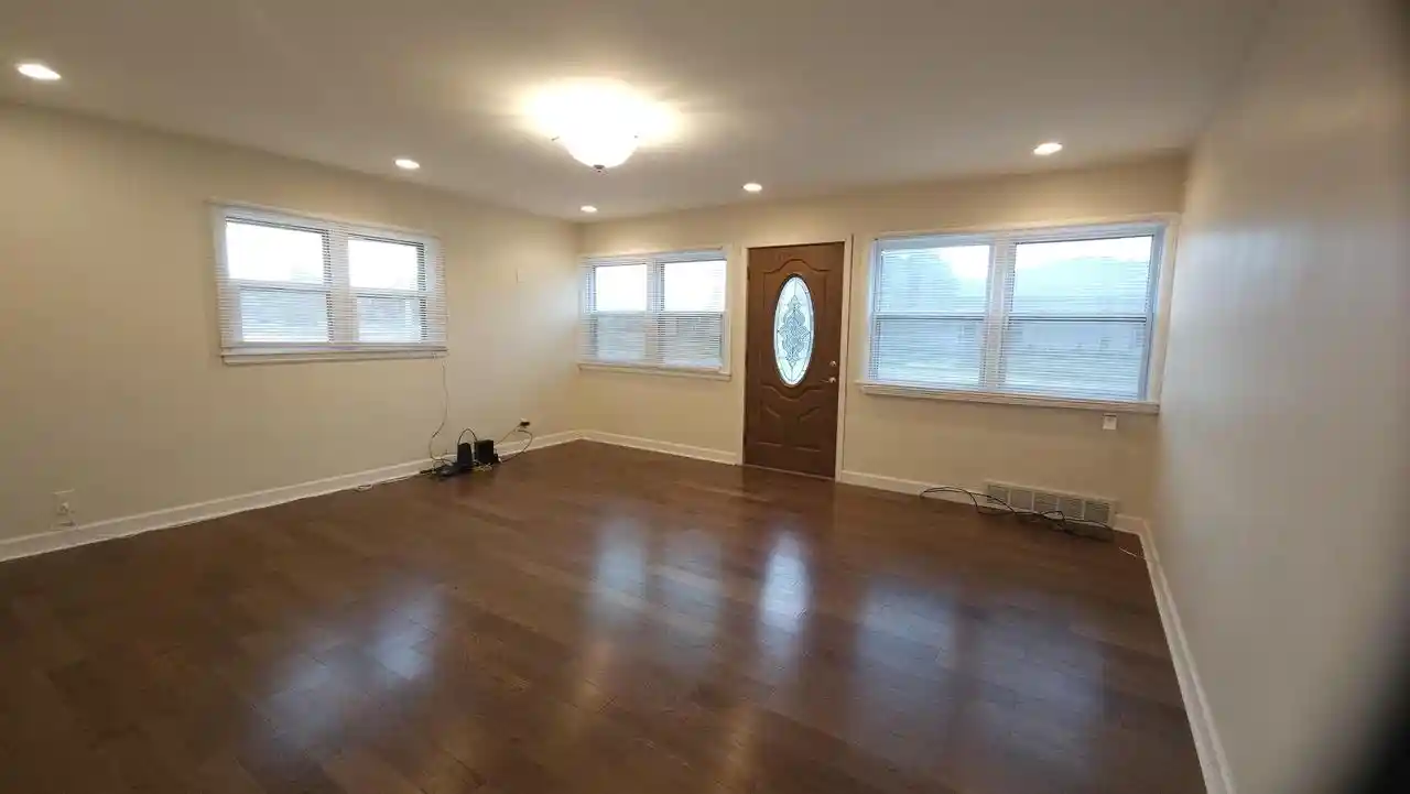 Photo 4 of Single family home for sale at 3930 30th Avenue, Kenosha, WI 53144 | MLS# 1978507 | Listing updated on 2026-09-01
