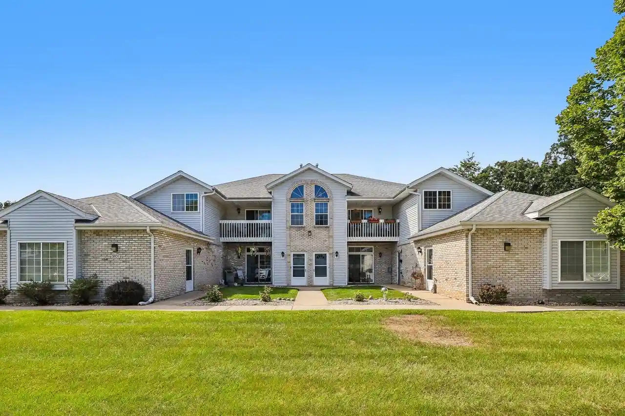 Photo 1 of Condo for sale at 9101 S Aspen Dr #2, Oak Creek, WI 53154 | MLS# 1978508 | Listing updated on 2026-10-01