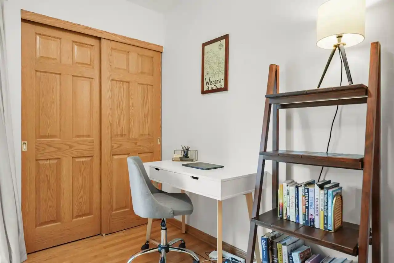 Photo 4 of Sale Pending at 1137 Melby Dr, Madison, WI 53704 | MLS# 2031667 | Listing updated on 2026-09-11