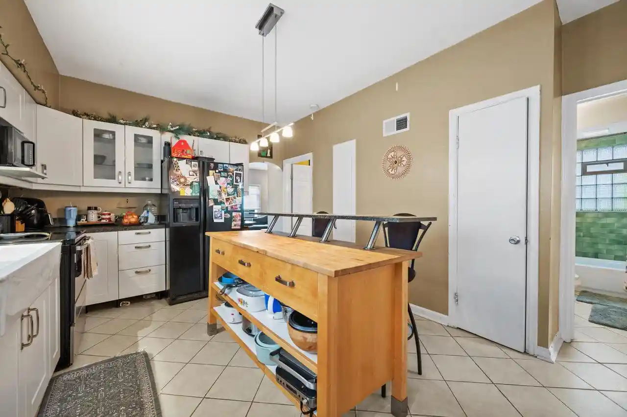 Photo 3 of Multi family home for sale at 2962 N Pierce St, Milwaukee, WI 53212 | MLS# 1978514 | Listing updated on 2026-09-15