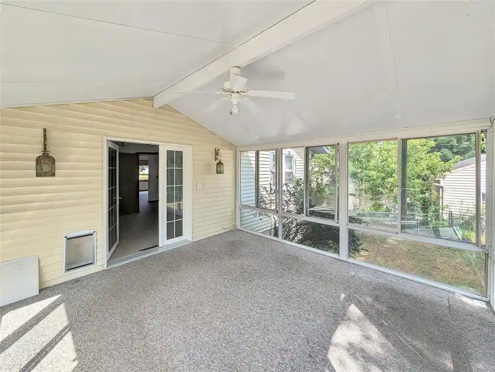 Photo 2 of Single family home for sale at 911 Grant St, Spooner, WI 54801 | MLS# 1604257 | Listing updated on 2026-09-10