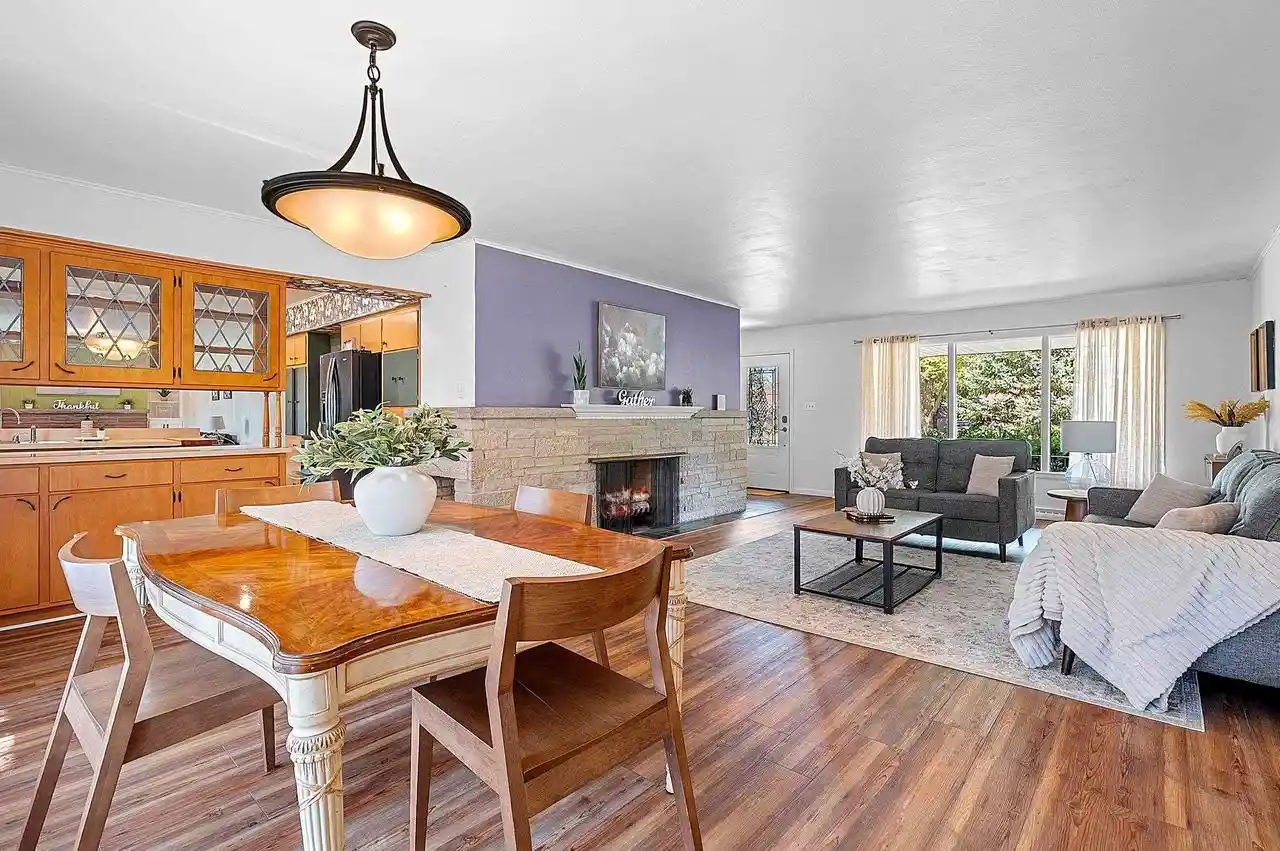 Photo 3 of Sale Pending at 241 St Marys Blvd, Green Bay, WI 54301 | MLS# 50331927 | Listing updated on 2026-09-21