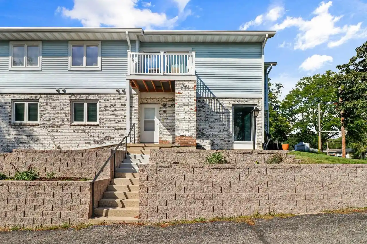 Photo 1 of Condo for sale at 916 Acewood Blvd, Madison, WI 53714 | MLS# 2031673 | Listing updated on 2026-09-11