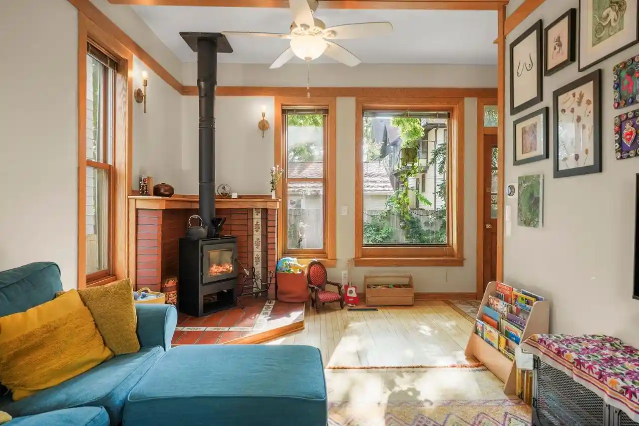 Photo 4 of Sale Pending at 510 S Dickinson St, Madison, WI 53703 | MLS# 2031679 | Listing updated on 2026-09-13