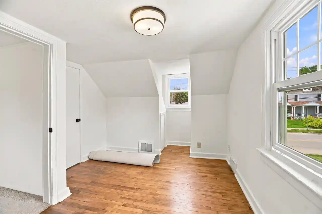 Photo 4 of Single family home for sale at 1343 W Prospect Ave, Appleton, WI 54914 | MLS# 50331930 | Listing updated on 2026-09-03