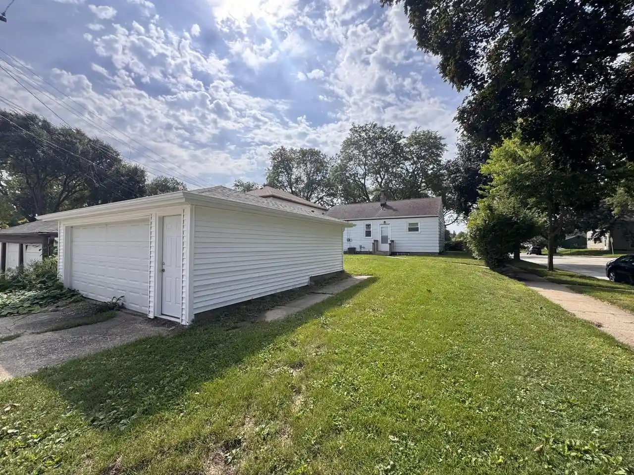 Photo 2 of Single family home for sale at 6634 W Carmen Ave, Milwaukee, WI 53218 | MLS# 1978535 | Listing updated on 2026-09-25