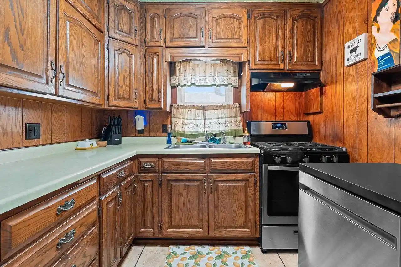 Photo 2 of Single family home for sale at 420 Northern Ave, Green Bay, WI 54303 | MLS# 50331928 | Listing updated on 2026-09-22