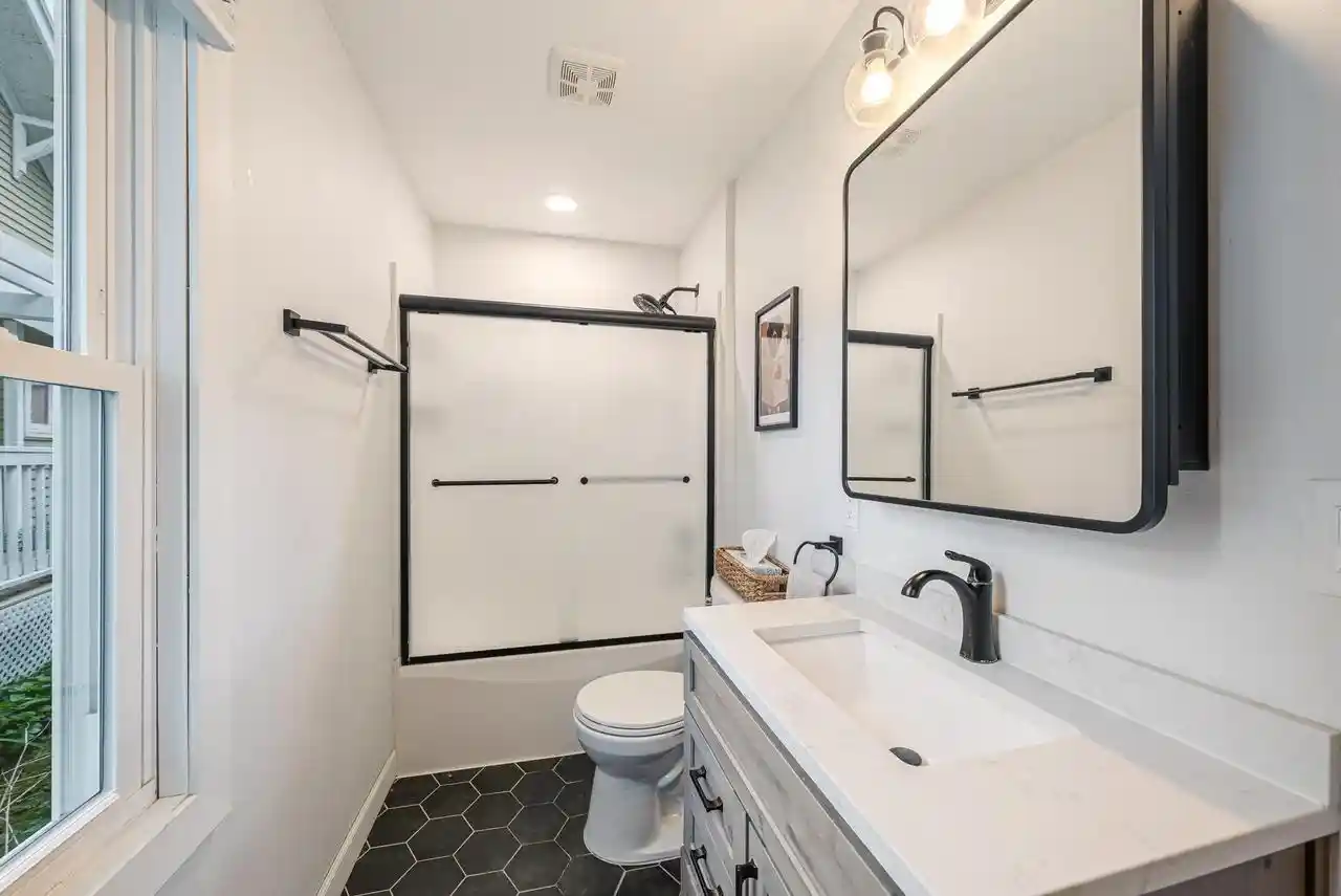 Photo 4 of Single family home for sale at 203 W Division St, Kaukauna, WI 54130 | MLS# 50331935 | Listing updated on 2026-09-09