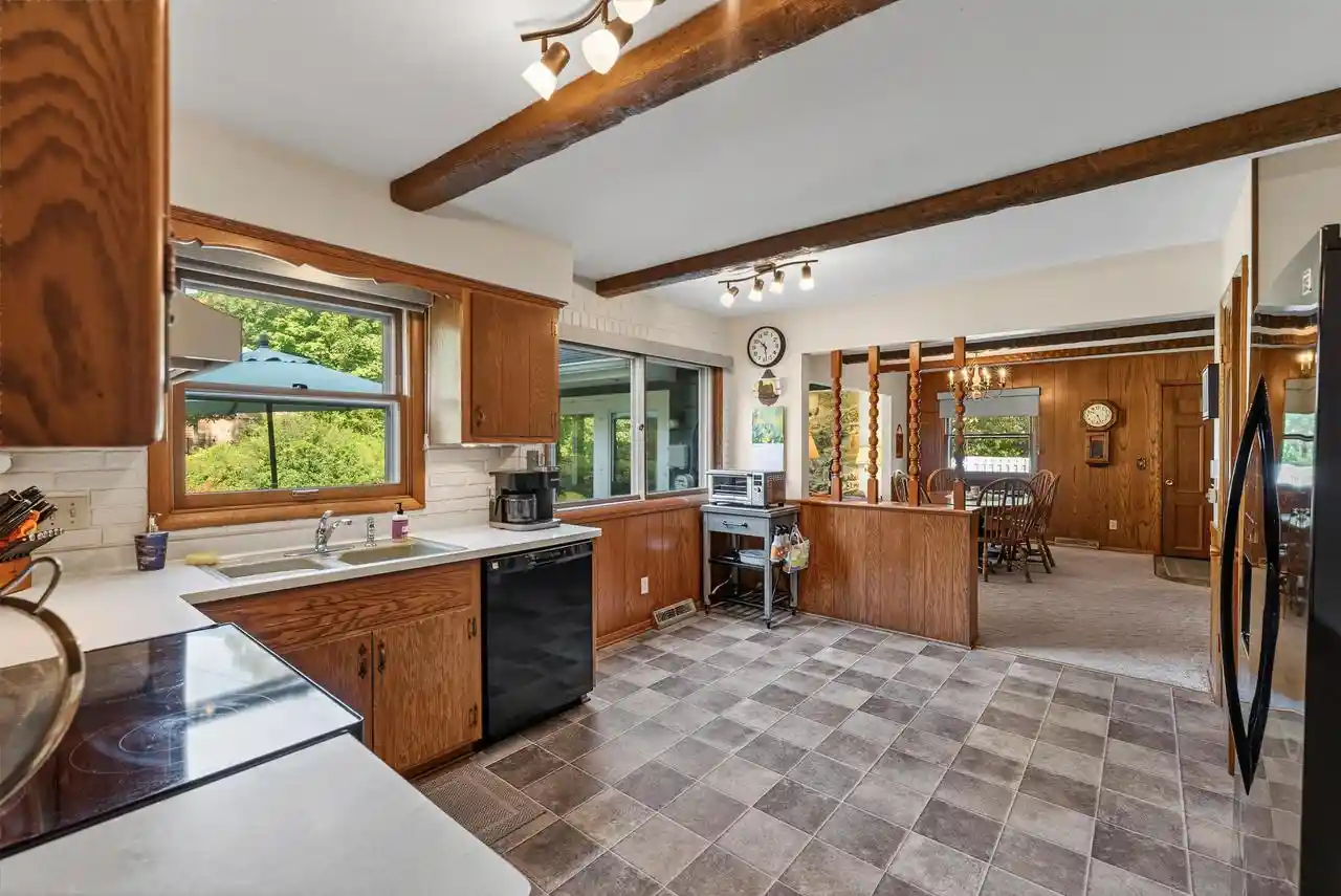 Photo 4 of Sale Pending at 755 Tower Hl Dr, Brookfield, WI 53045 | MLS# 1978544 | Listing updated on 2026-09-09