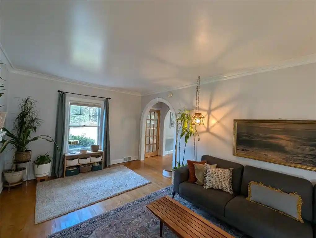Photo 3 of Single family home for sale at 411 Jefferson St, Eau Claire, WI 54701 | MLS# 1604679 | Listing updated on 2026-09-03