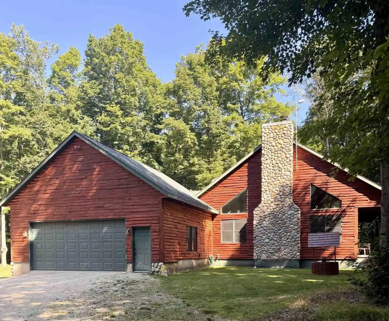 Photo 1 of Single family home for sale at W16449 Blue Heron Ln, Athelstane, WI 54104 | MLS# 50331938 | Listing updated on 2026-09-08