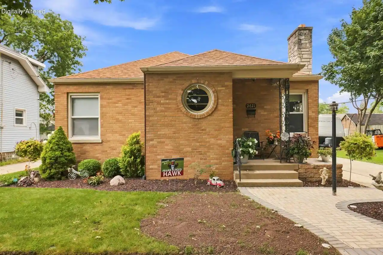 Photo 1 of Single family home for sale at 2621 Blaine Ave, Racine, WI 53405 | MLS# 1978569 | Listing updated on 2026-09-23