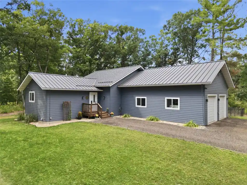 Photo 1 of Single family home for sale at 6040 Sandstone Rd, Eau Claire, WI 54701 | MLS# 1604720 | Listing updated on 2026-09-03