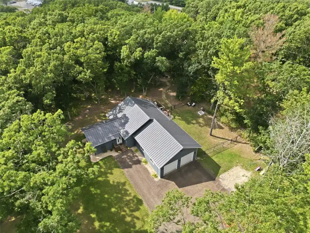 Photo 2 of Single family home for sale at 6040 Sandstone Rd, Eau Claire, WI 54701 | MLS# 1604720 | Listing updated on 2026-09-03